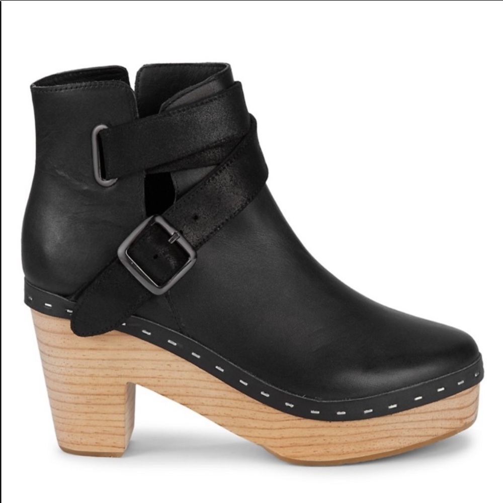 Free People Bungalow Clogs in Black - Picture 3 of 8